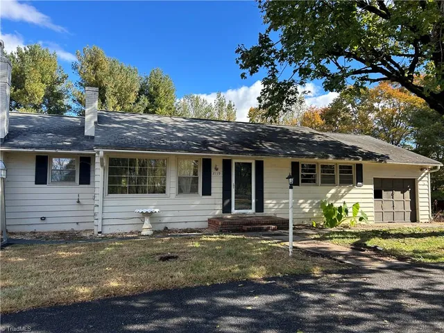 $169,900 | 2119 Old Pipers Gap Road, Cana, VA 24317