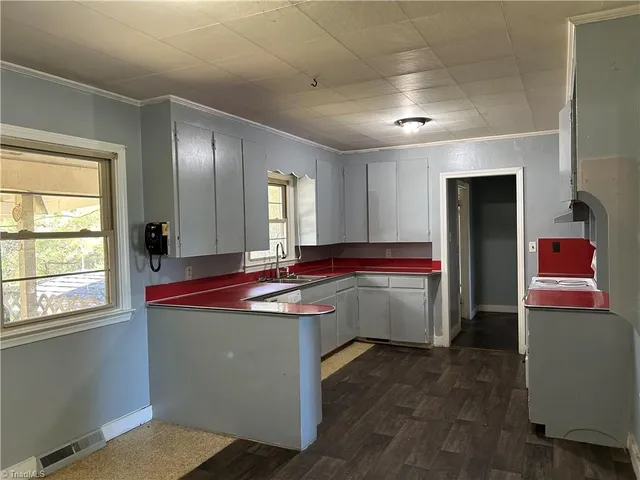 $169,900 | 2119 Old Pipers Gap Road, Cana, VA 24317