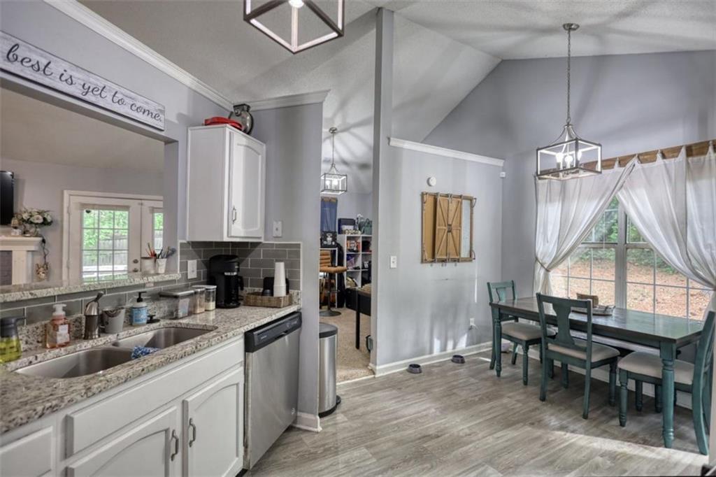 2206 Ridgewood Court Northeast Conyers, GA 30013 - Photo 15 of 49