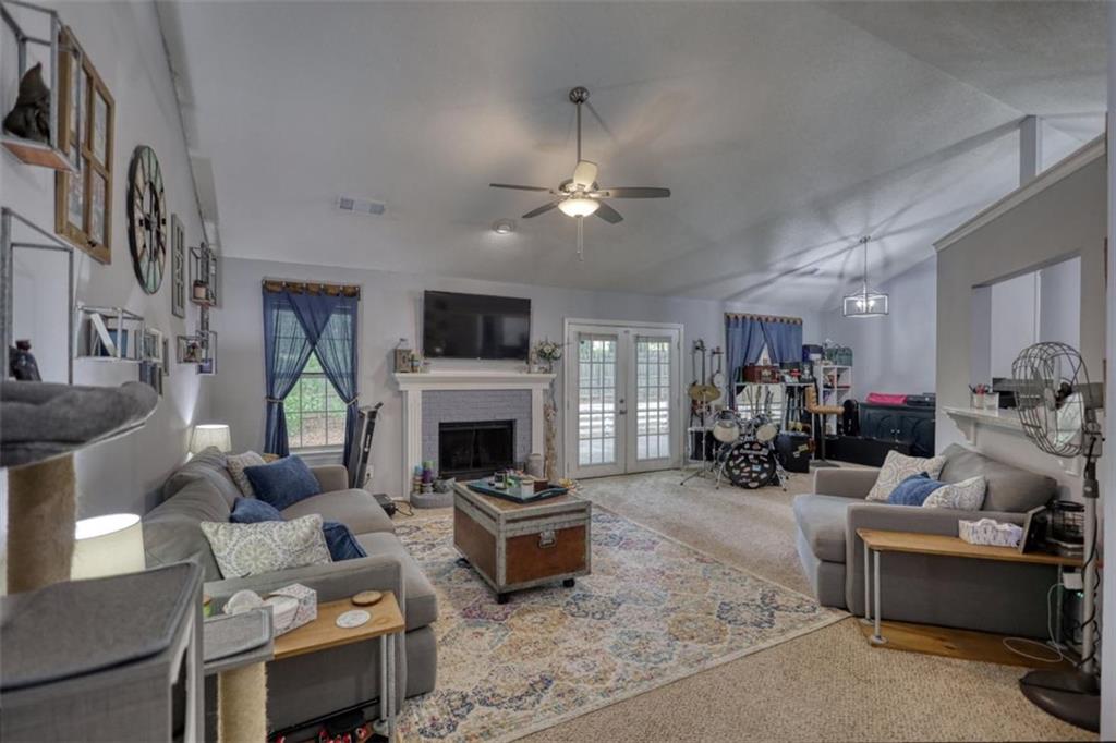 2206 Ridgewood Court Northeast Conyers, GA 30013 - Photo 3 of 49