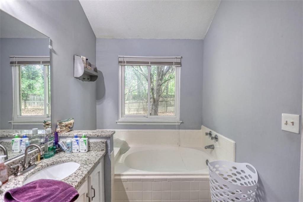 2206 Ridgewood Court Northeast Conyers, GA 30013 - Photo 31 of 49