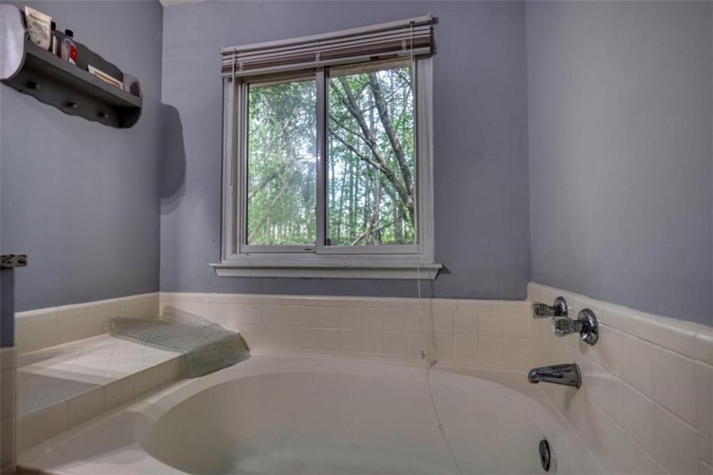 2206 Ridgewood Court Northeast Conyers, GA 30013 - Photo 32 of 49