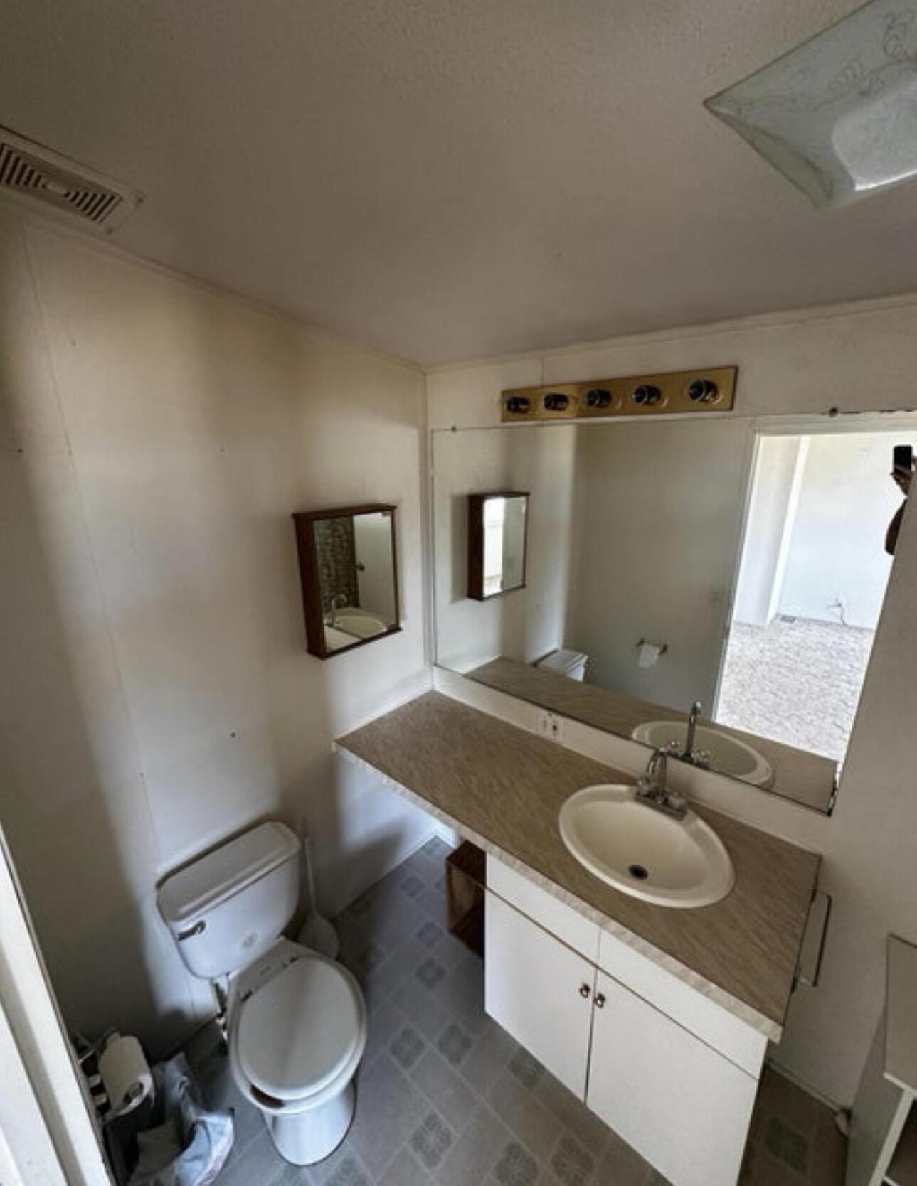 58269 Oil Dri Road Christmas Valley, OR 97641 - Photo 8 of 21 PRIMARY BATH