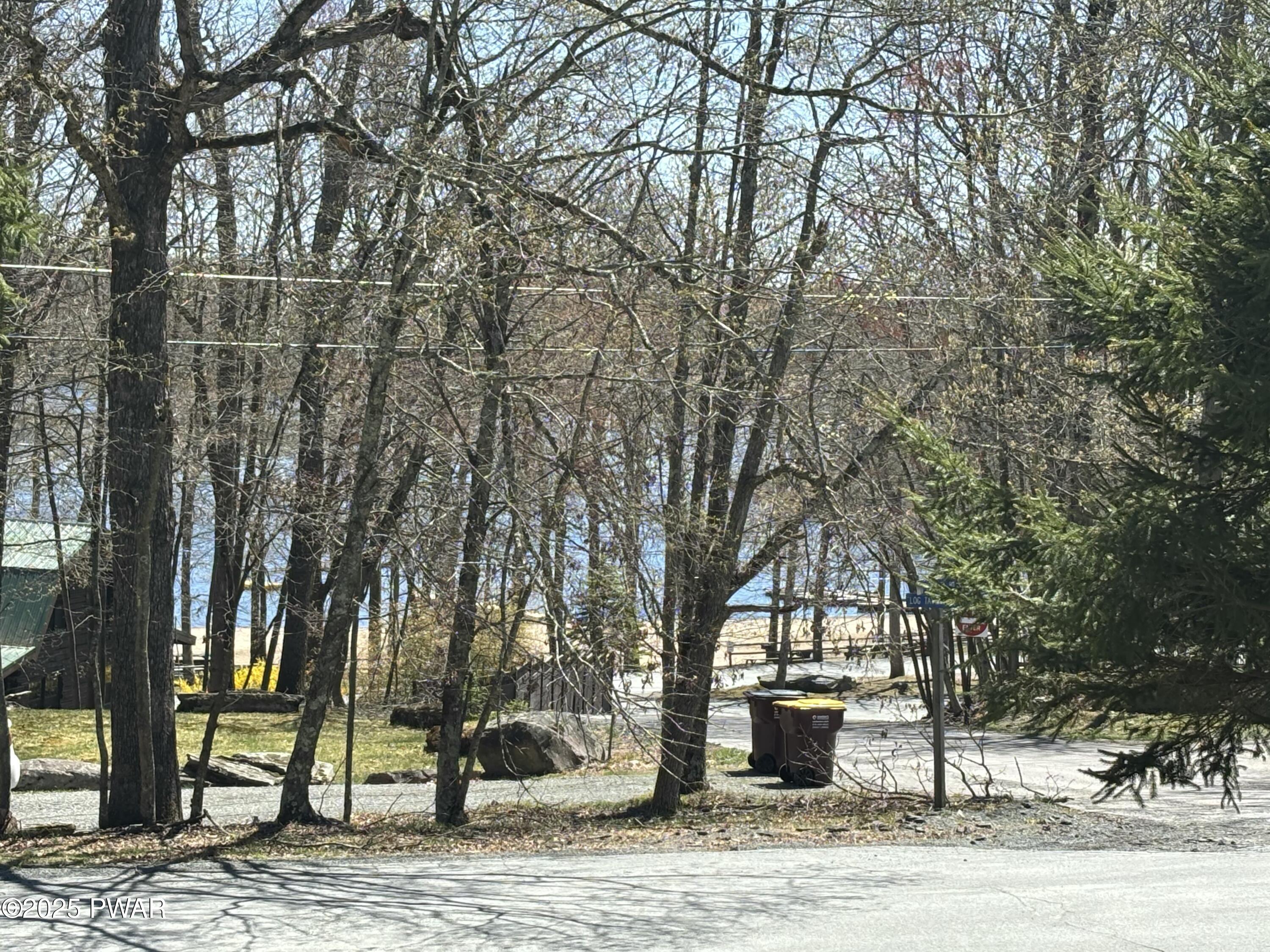 104 Colonia Road Milford, PA 18337 - Photo 3 of 21