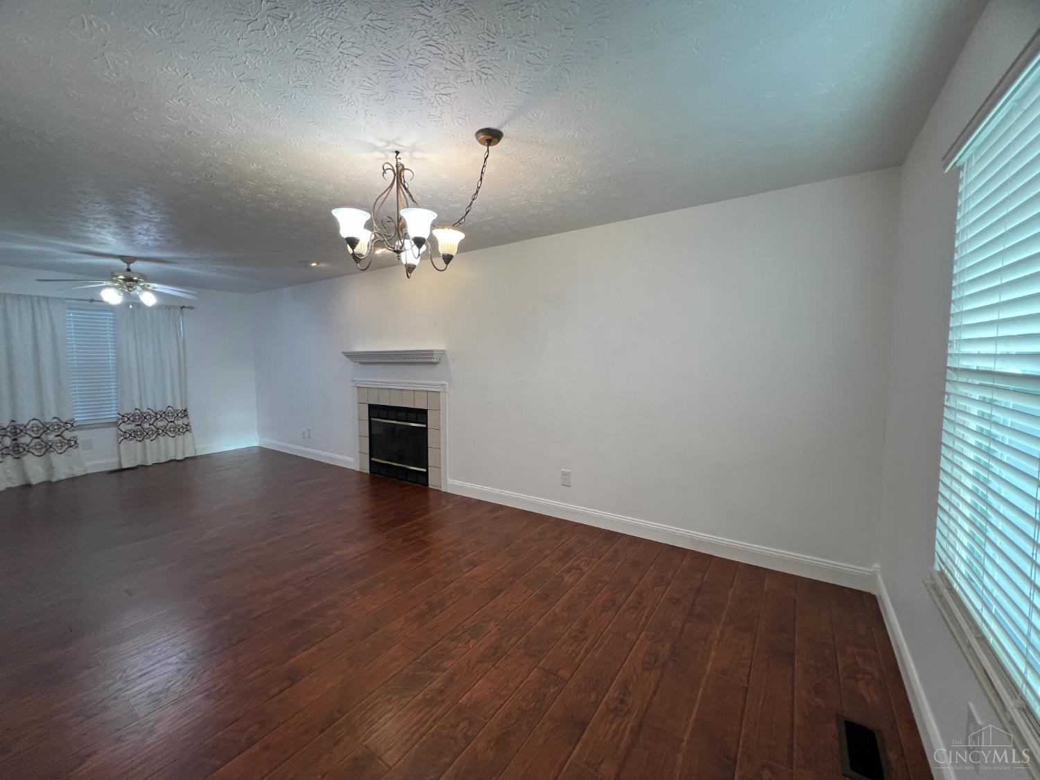 24714 State Line Road Lawrenceburg, IN 47025 - Photo 5 of 19