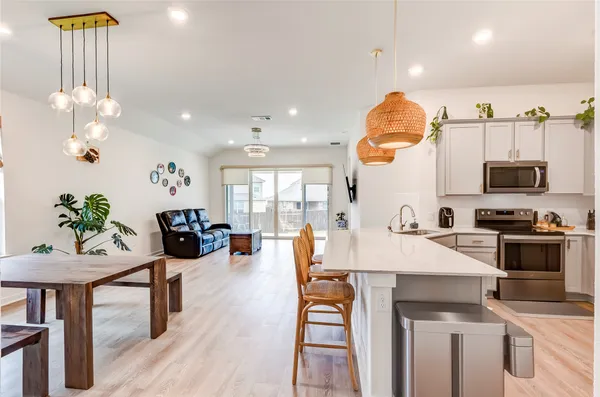 $399,900 | 917 Balsora Cove, Georgetown, TX 78628