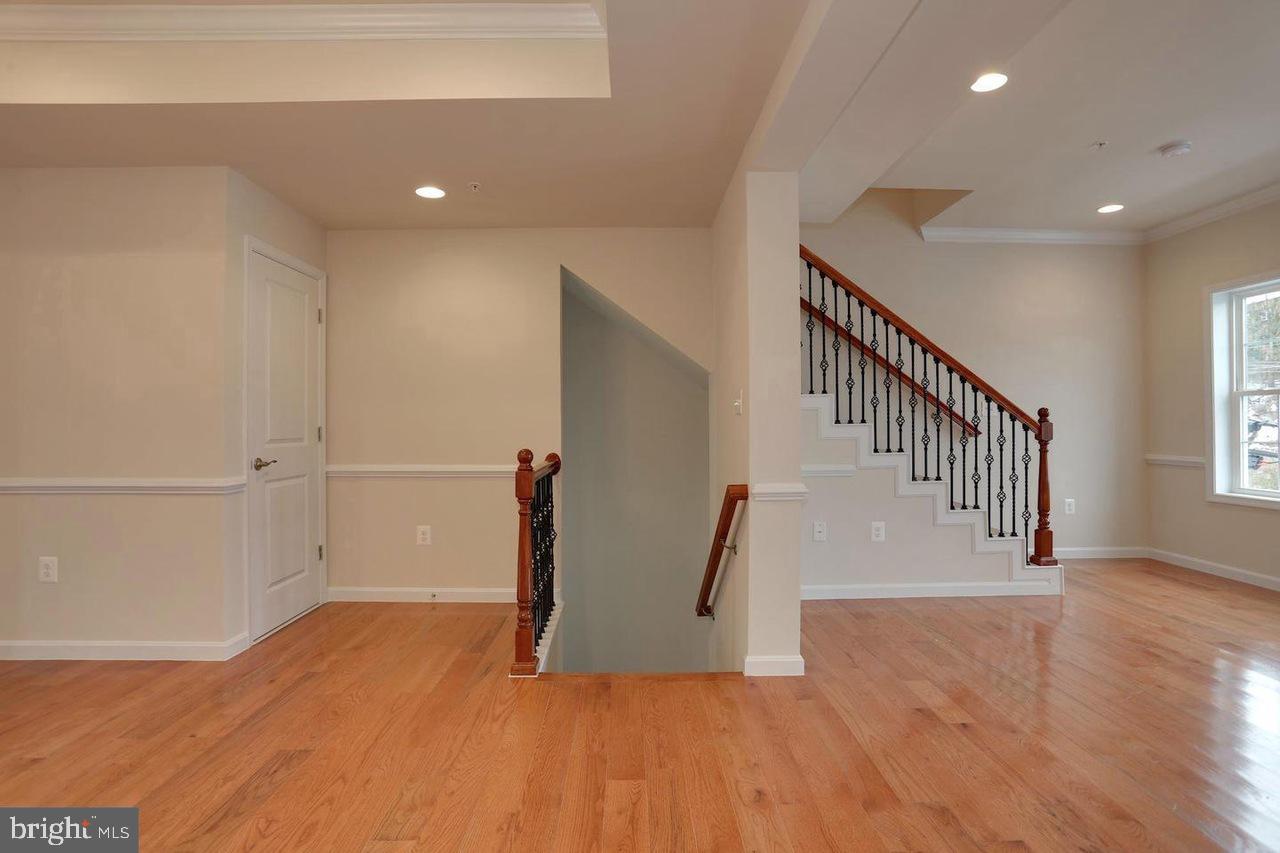 2504 Elvans Road Southeast Washington, DC 20020 - Photo 10 of 17 Gallery Image 10