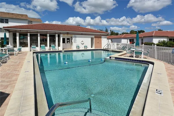 $7,500 | 116 Vista Hermosa Circle, Unit 308C, Sarasota, FL 34242