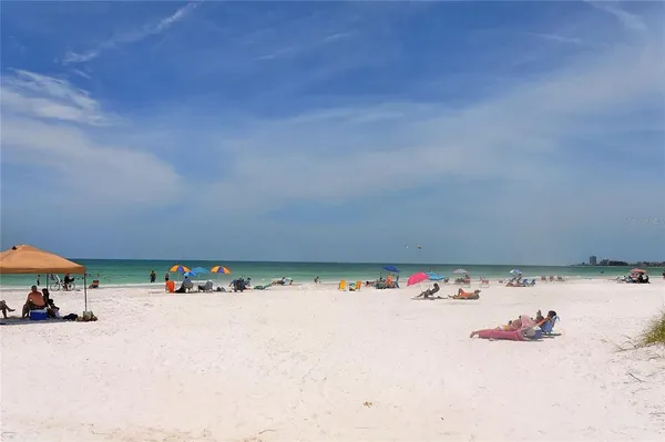 $7,500 | 116 Vista Hermosa Circle, Unit 308C, Sarasota, FL 34242