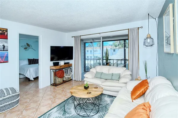 $7,500 | 116 Vista Hermosa Circle, Unit 308C, Sarasota, FL 34242