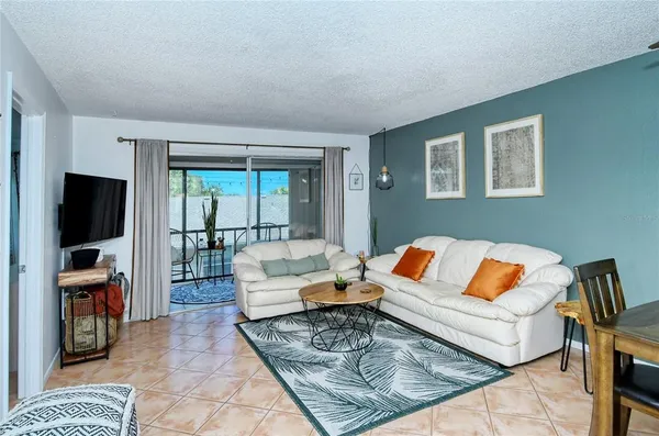 $7,500 | 116 Vista Hermosa Circle, Unit 308C, Sarasota, FL 34242