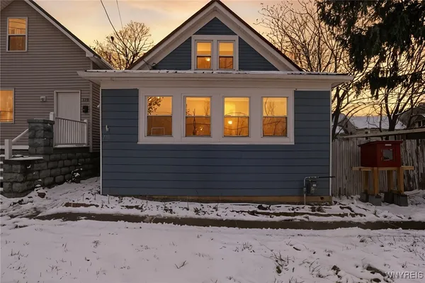 $179,900 | 112 Masten Avenue, Buffalo, NY 14209