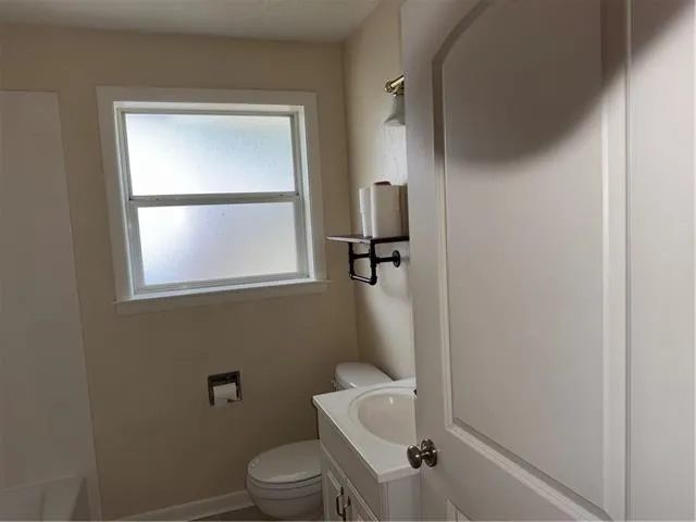 $2,300 | 424 Celeste Avenue, River Ridge, LA 70123