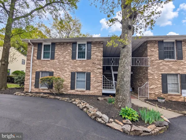 $220,000 | 940 A Innsbruck Drive, Hummelstown, PA 17036