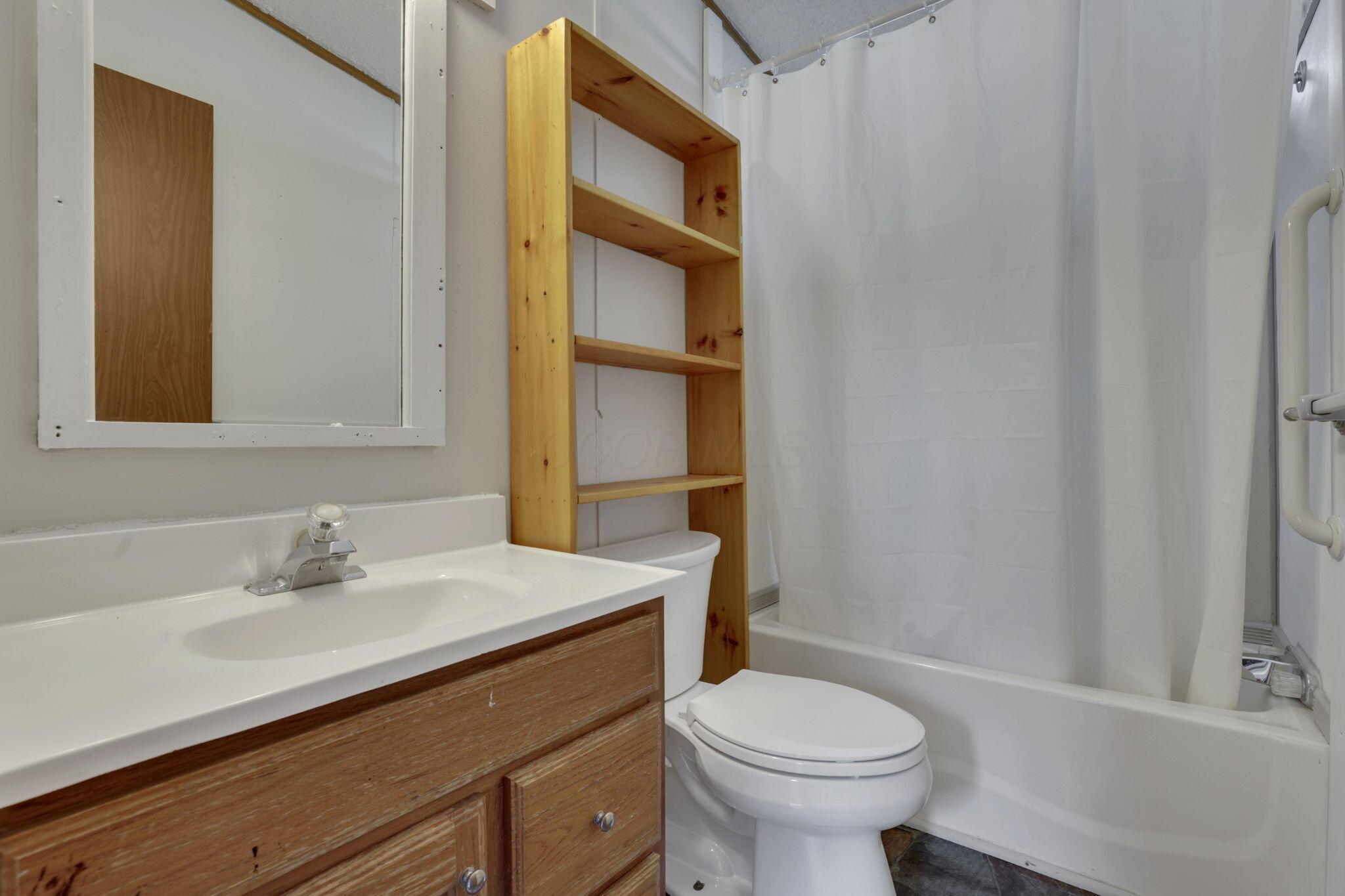 1330 Hanover Road, Unit 203 Delaware, OH 43015 - Photo 28 of 38 28-web-or-mls-IMG_3614