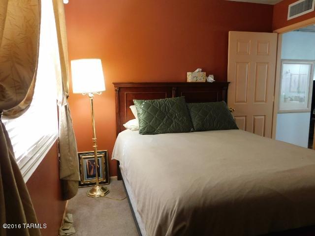 1055 East Halcyon Road Tucson, AZ 85719 - Photo 8 of 14 Gallery Image 8