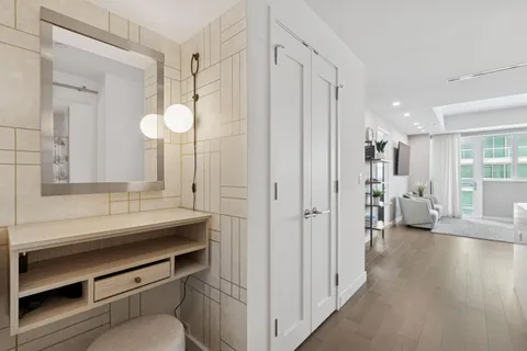 $1,250,000 | 800 Ave At Port Imperial, Unit 517, Weehawken, NJ 07086