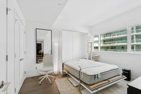 $1,250,000 | 800 Ave At Port Imperial, Unit 517, Weehawken, NJ 07086