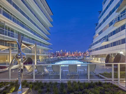 $1,250,000 | 800 Ave At Port Imperial, Unit 517, Weehawken, NJ 07086