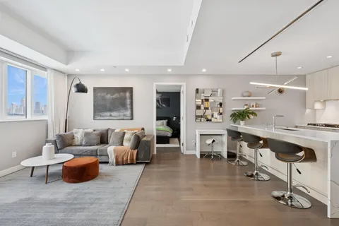 $1,250,000 | 800 Ave At Port Imperial, Unit 517, Weehawken, NJ 07086