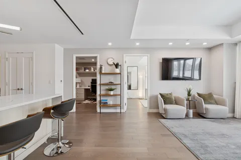 $1,250,000 | 800 Ave At Port Imperial, Unit 517, Weehawken, NJ 07086