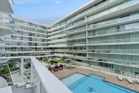 $1,250,000 | 800 Ave At Port Imperial, Unit 517, Weehawken, NJ 07086
