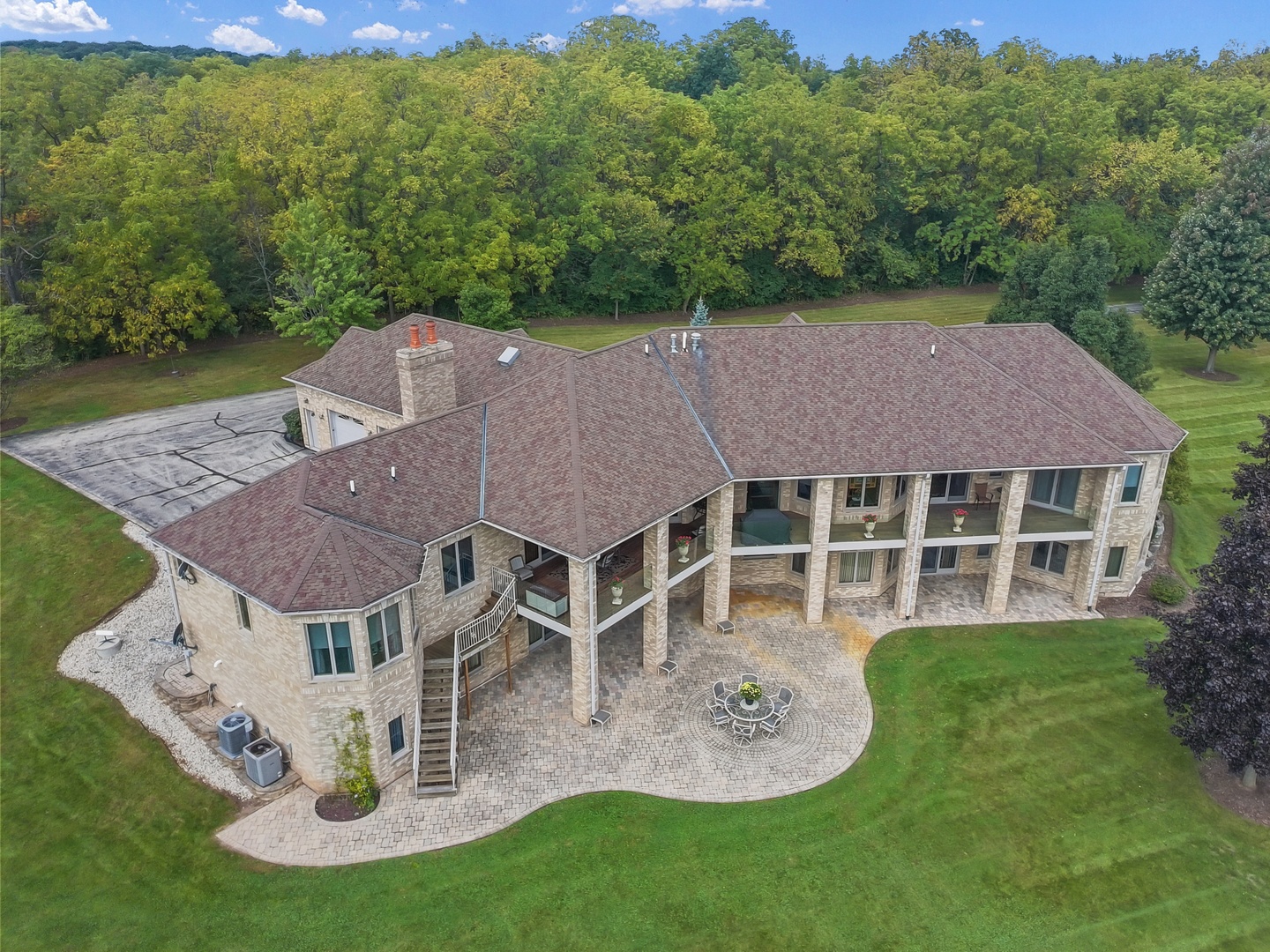 19014 Kishwaukee Valley Road Marengo, IL 60152 - Photo 5 of 66 Gallery Image 5