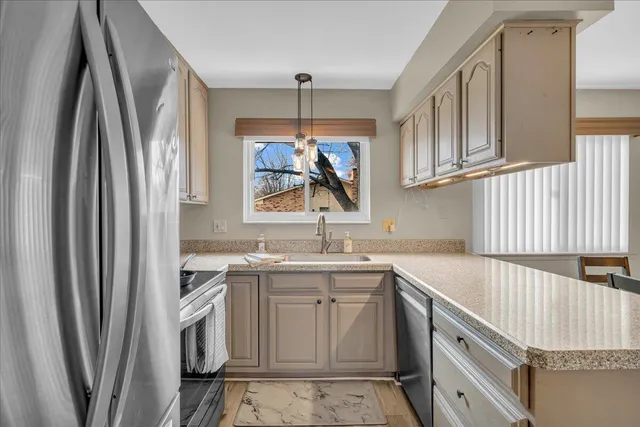 $395,000 | 17849 Fairway, Livonia, MI 48152