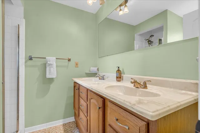 $395,000 | 17849 Fairway, Livonia, MI 48152