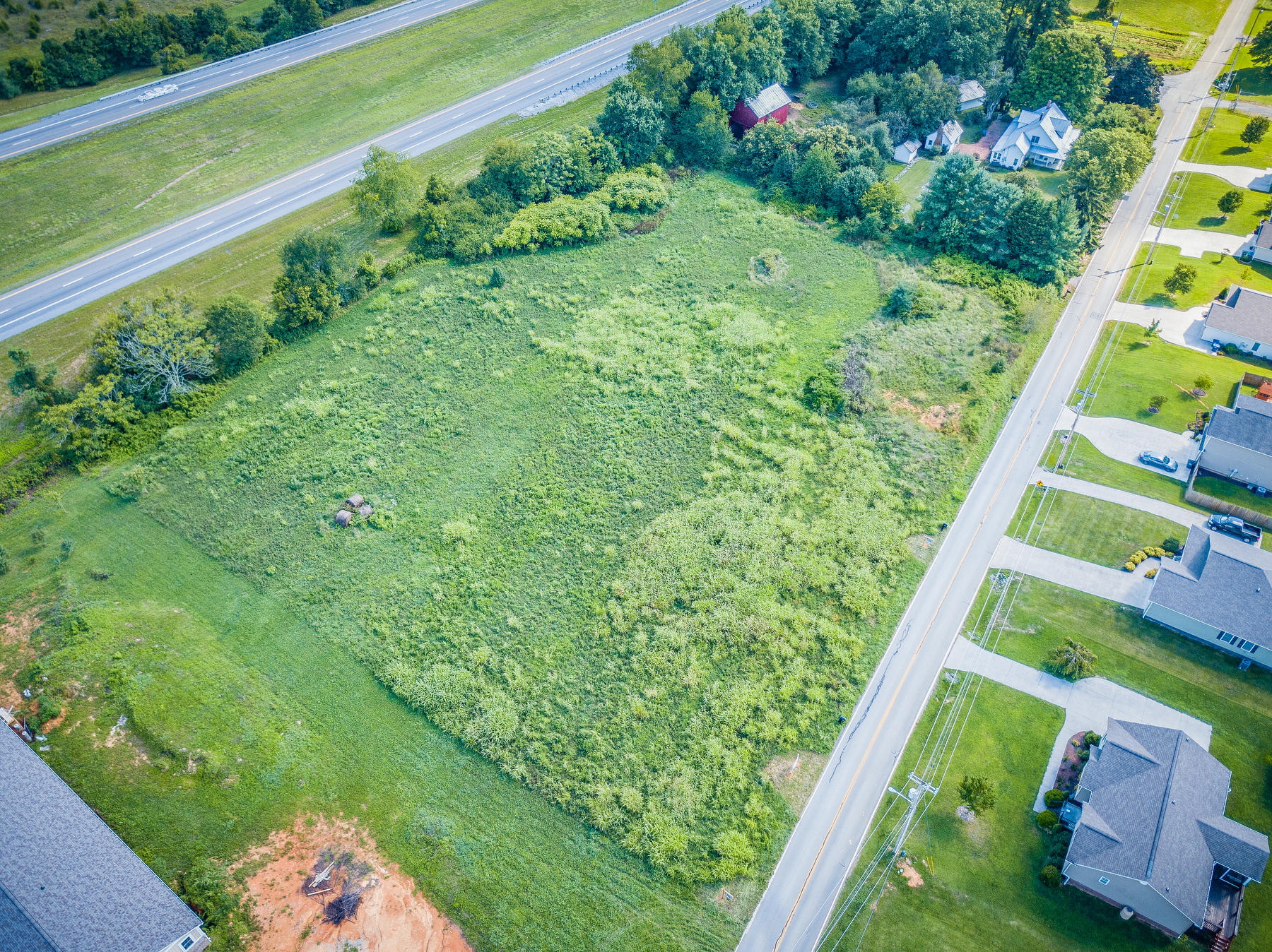 2705 Rock Springs Road Kingsport, TN 37664 - Photo 9 of 18 008