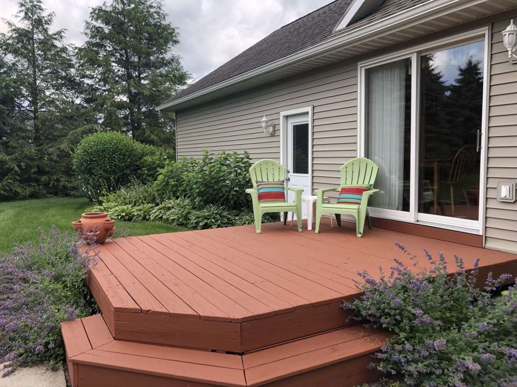 982 Strohm Road Traverse City, MI 49696 - Photo 28 of 43 1862779-28.JPG