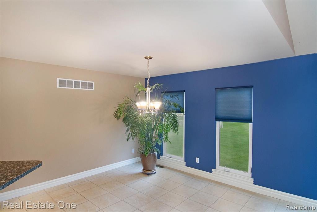 51900 Baker Road Chesterfield, MI 48047 - Photo 8 of 26