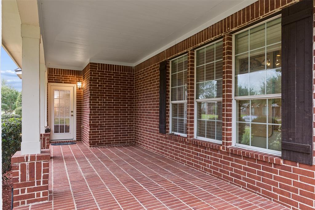 295 Stone Ridge Drive Sunnyvale, TX 75182 - Photo 4 of 38 Front covered porch