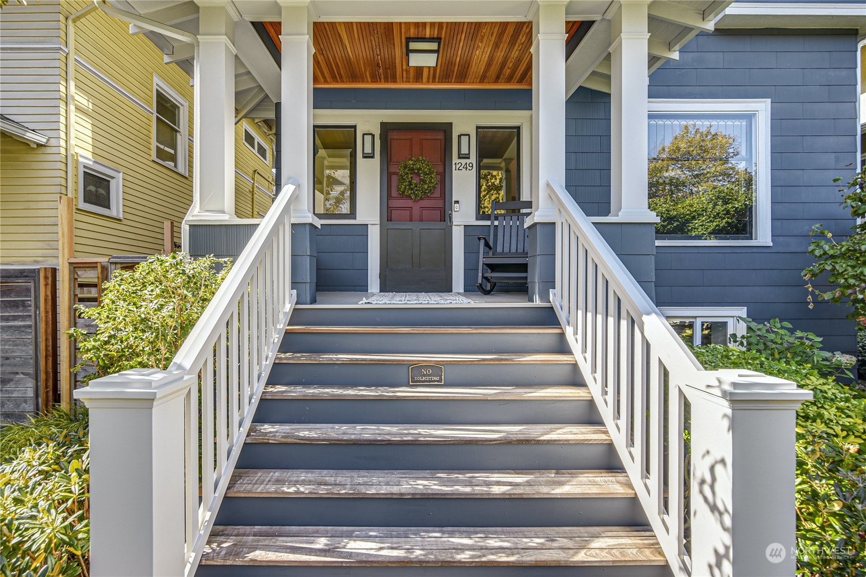 1249 18th Avenue East Seattle, WA 98112 - Photo 3 of 39