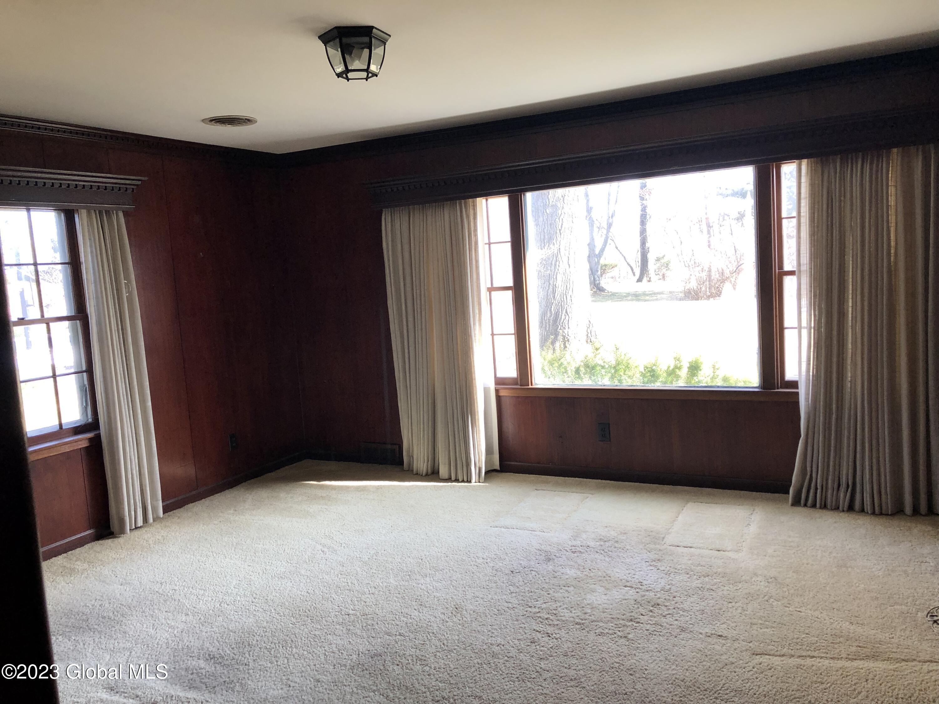 1131 Ruffner Road Niskayuna, NY 12309 - Photo 11 of 37 IMG_5392