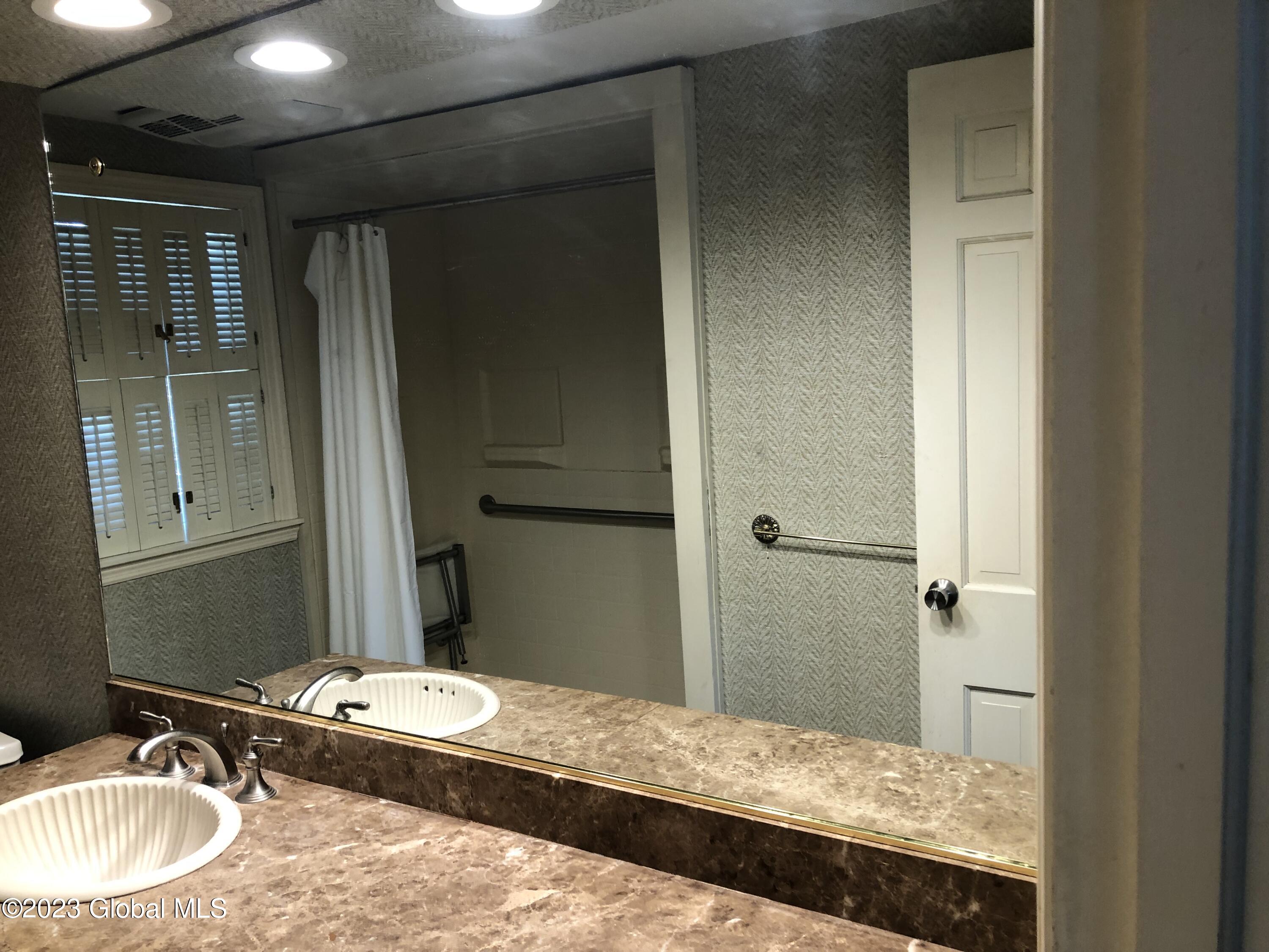 1131 Ruffner Road Niskayuna, NY 12309 - Photo 16 of 37 IMG_5398