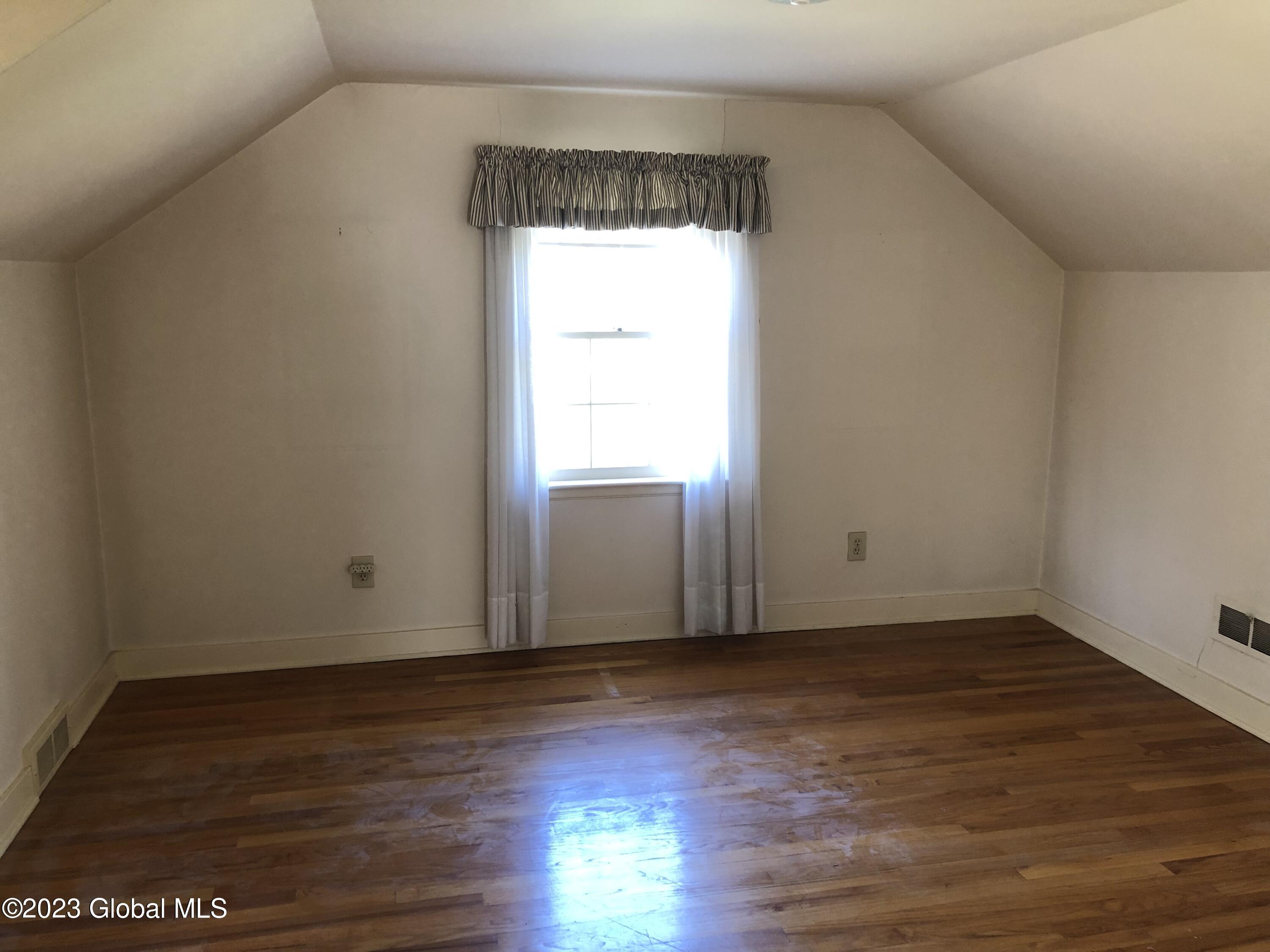 1131 Ruffner Road Niskayuna, NY 12309 - Photo 18 of 37 IMG_5415