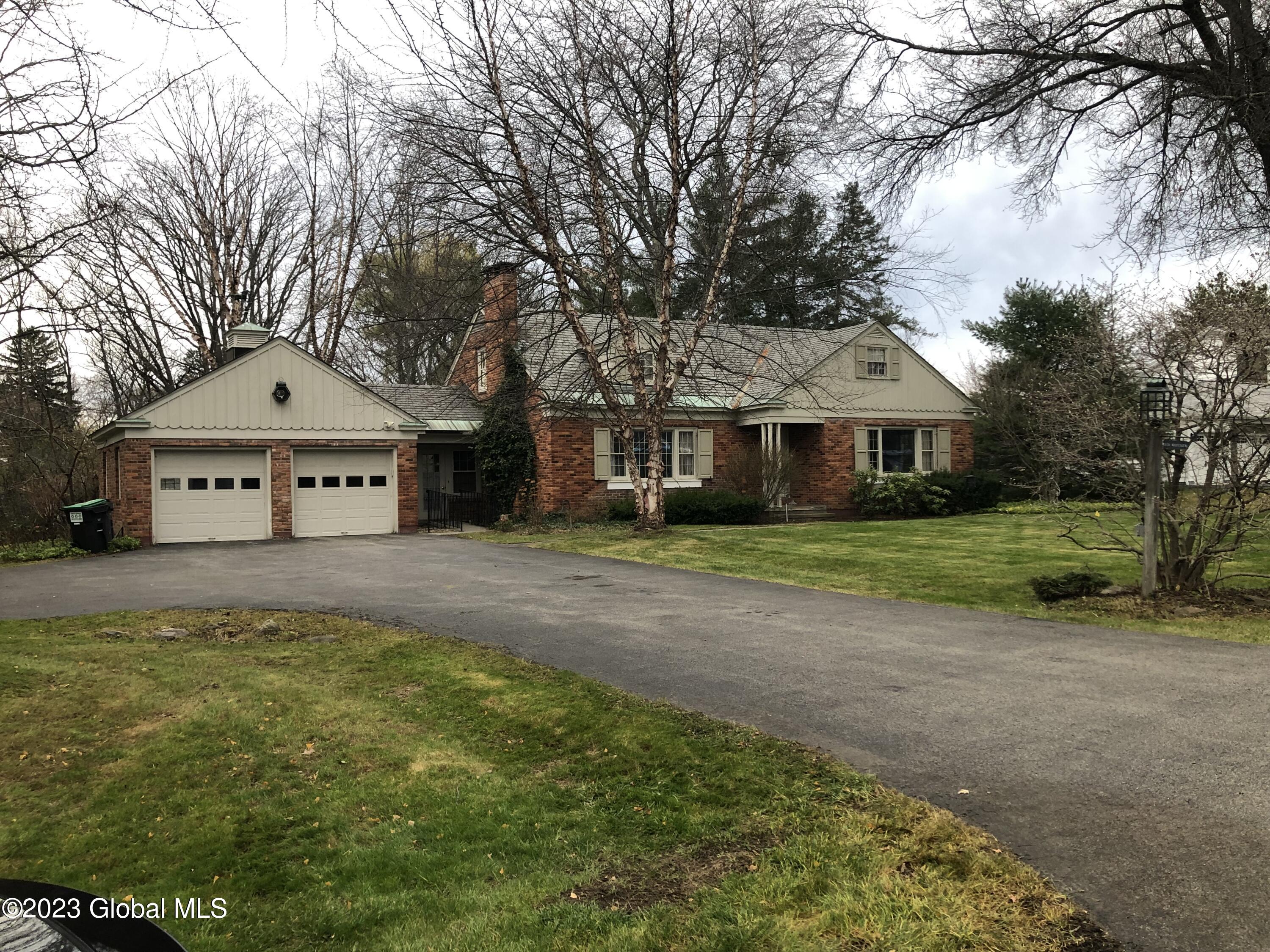 1131 Ruffner Road Niskayuna, NY 12309 - Photo 2 of 37 IMG_5150