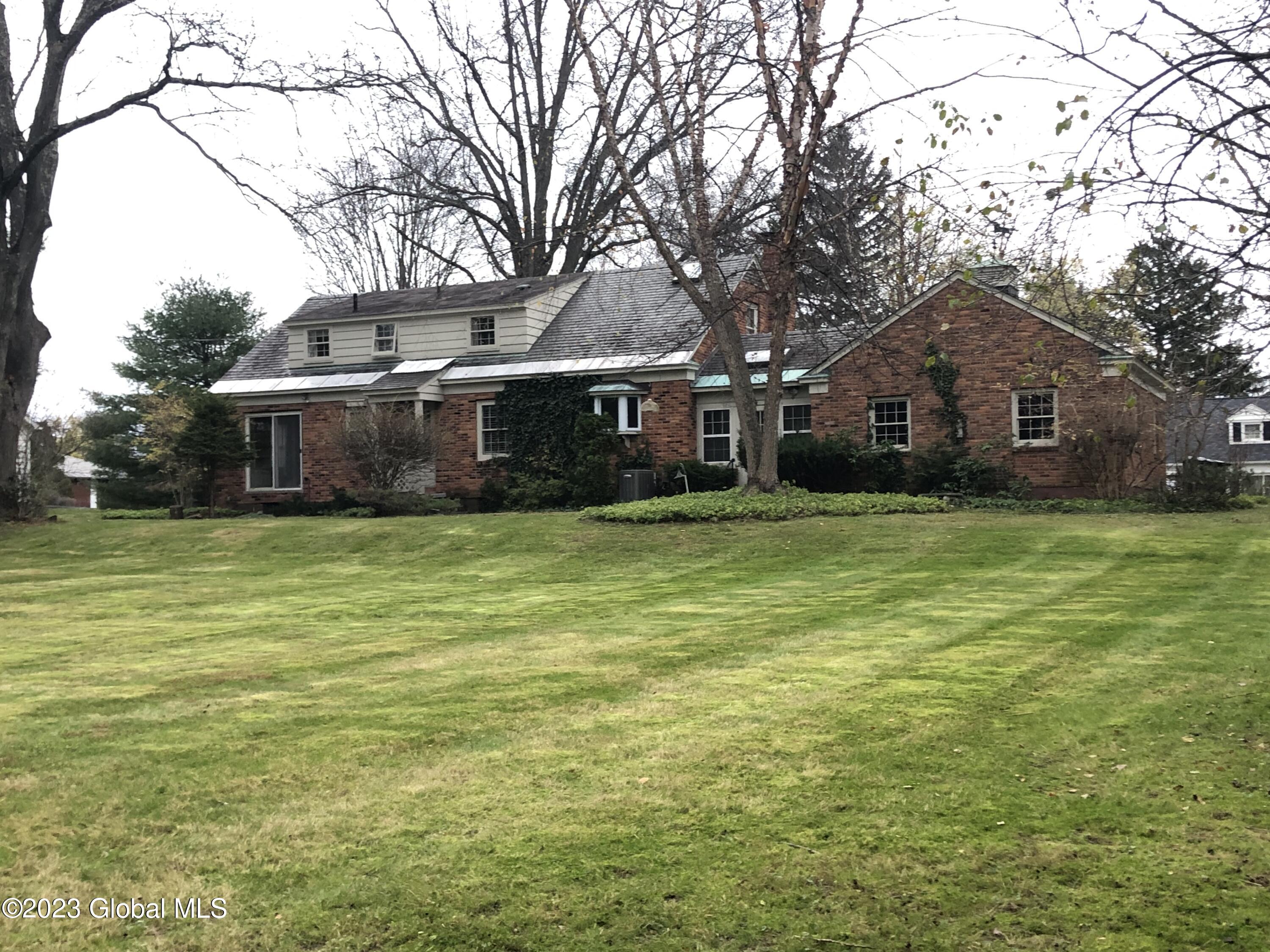 1131 Ruffner Road Niskayuna, NY 12309 - Photo 3 of 37 IMG_5137