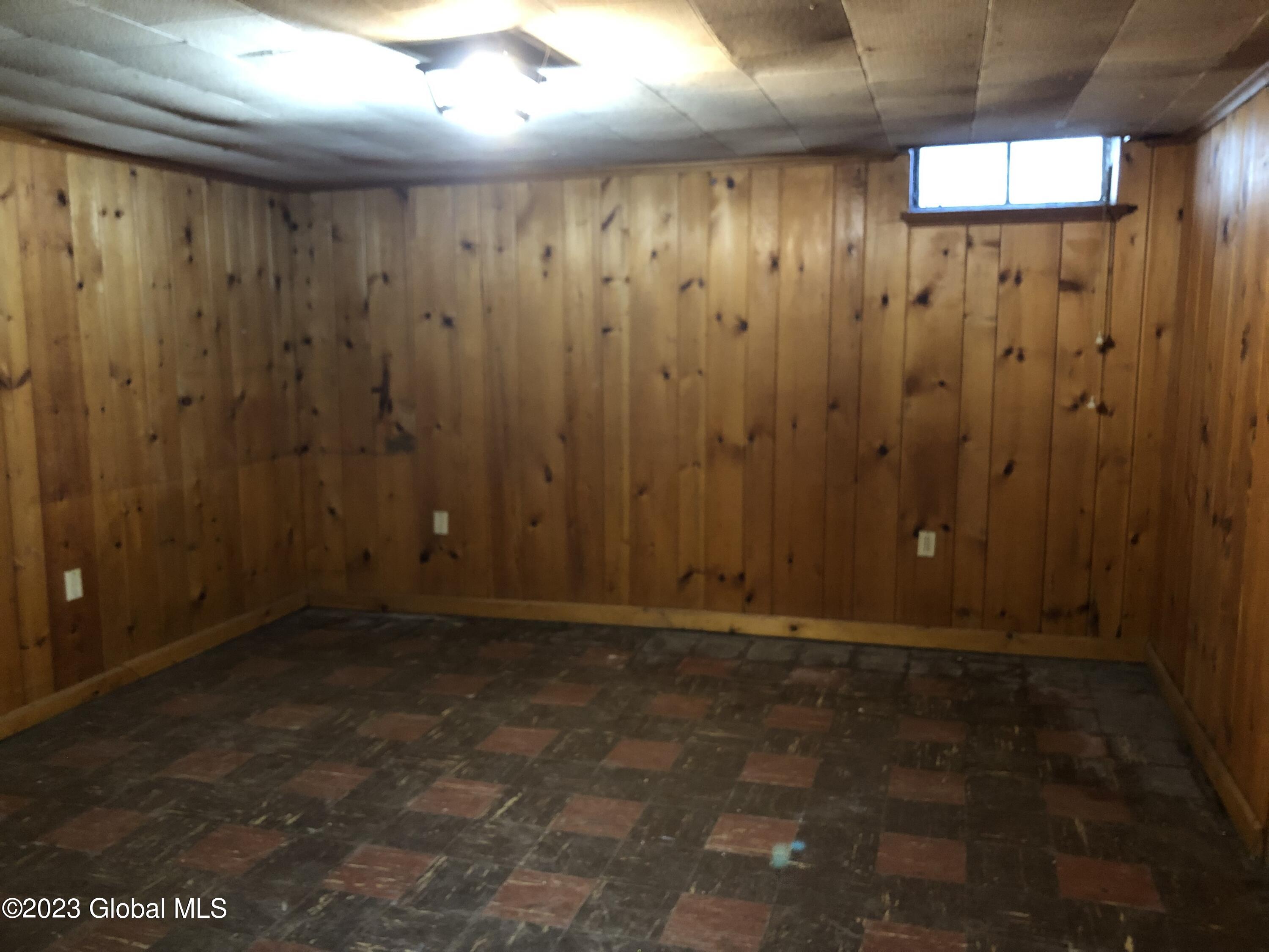 1131 Ruffner Road Niskayuna, NY 12309 - Photo 33 of 37 IMG_5409