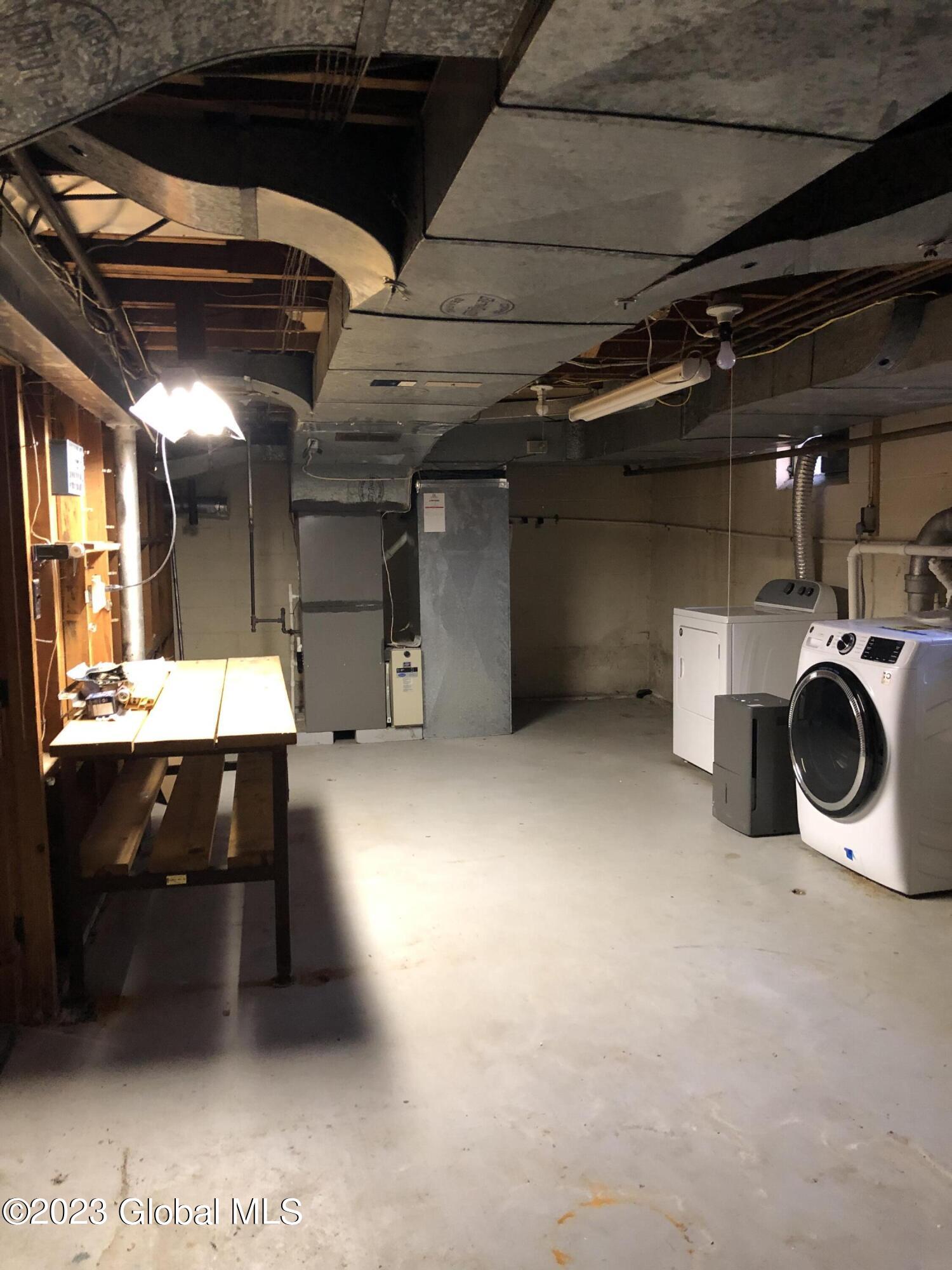 1131 Ruffner Road Niskayuna, NY 12309 - Photo 34 of 37 IMG_5408