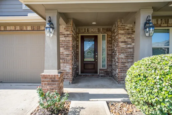 $2,300 | 20715 Redbud Rain Drive, Katy, TX 77449
