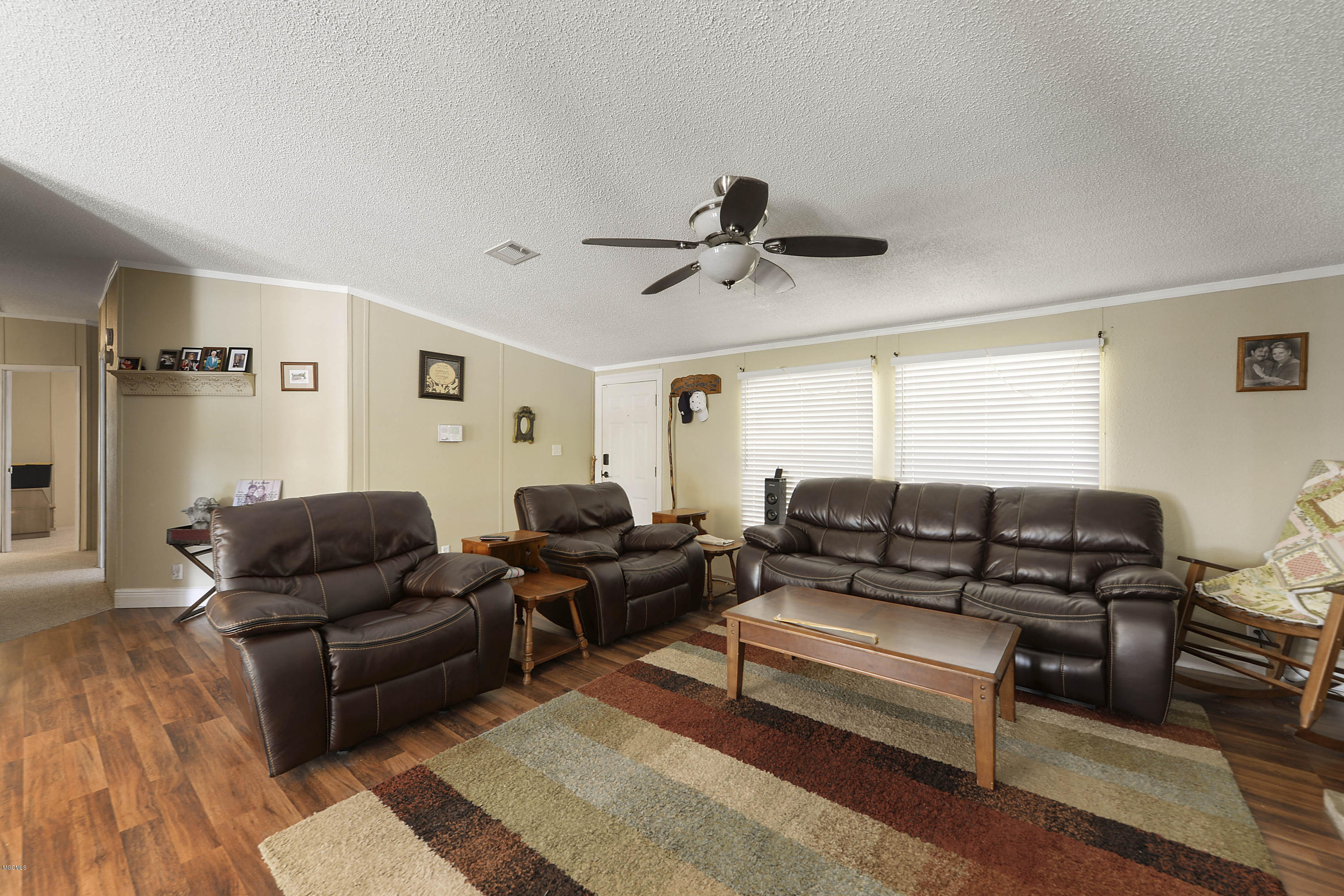 23750 Old River Road Vancleave, MS 39565 - Photo 5 of 33 Living room 2