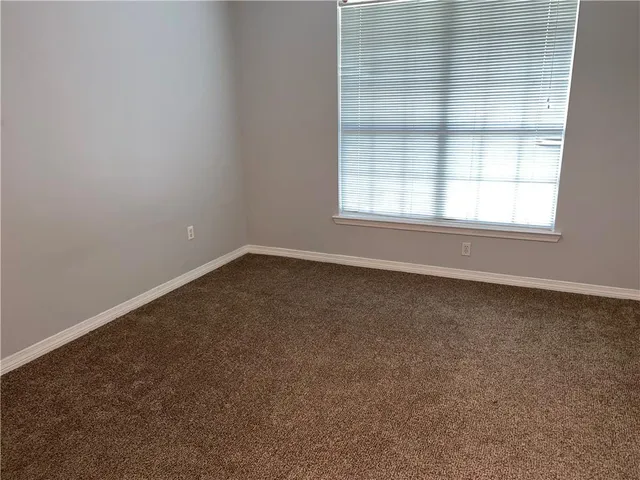 $1,100 | 515 Spartan Drive, Unit 2702, Slidell, LA 70458