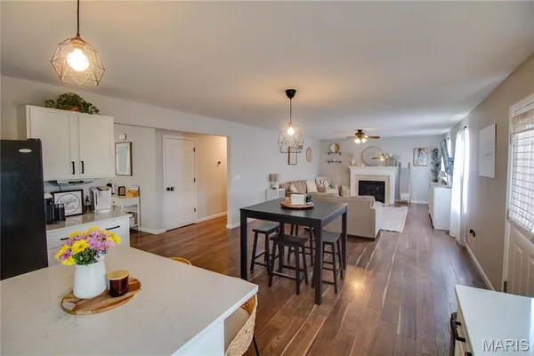 $365,000 | 6811 Beall Court, Godfrey, IL 62035