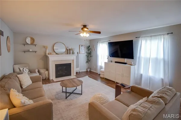 $365,000 | 6811 Beall Court, Godfrey, IL 62035