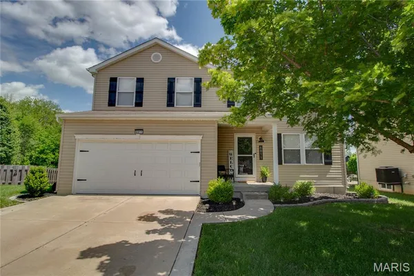 $365,000 | 6811 Beall Court, Godfrey, IL 62035
