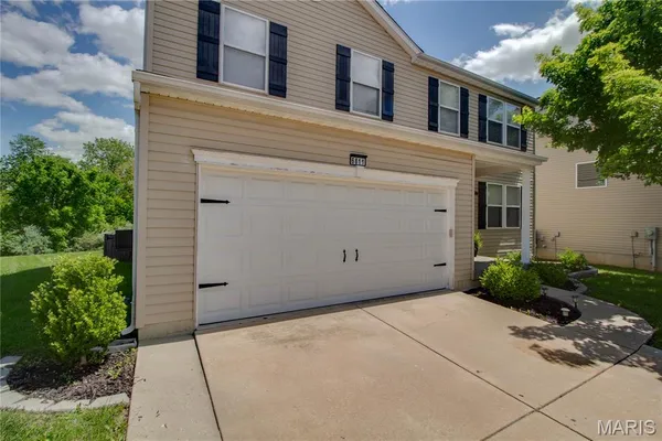 $365,000 | 6811 Beall Court, Godfrey, IL 62035