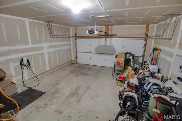 $365,000 | 6811 Beall Court, Godfrey, IL 62035