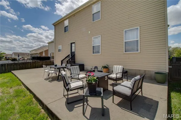 $365,000 | 6811 Beall Court, Godfrey, IL 62035